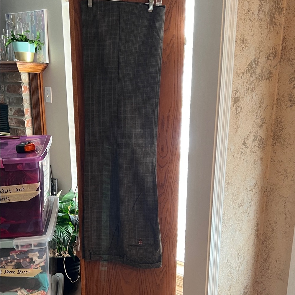 Liz Claiborne Gray Plaid Women's Trousers